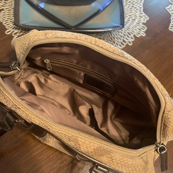 Purse - Picture 3 of 5